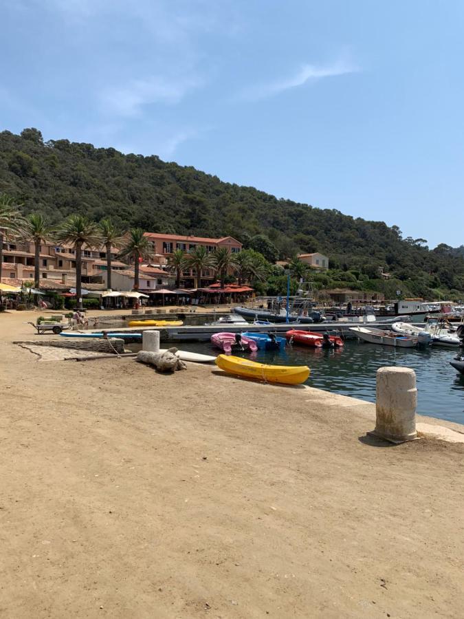 Residence San Paolisa Hyères المظهر الخارجي الصورة