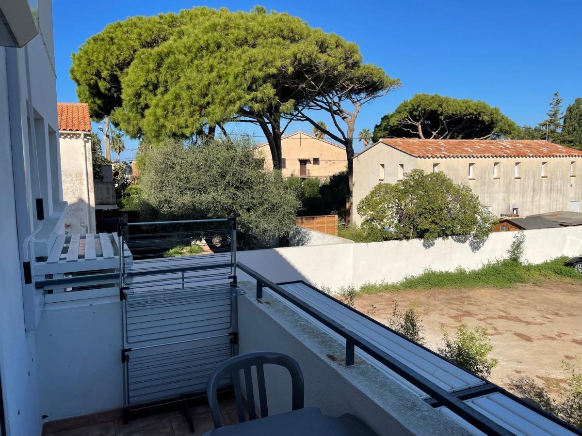 Residence San Paolisa Hyères المظهر الخارجي الصورة